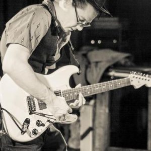 Dave Internicola- Guitar, Bass, Ukulele